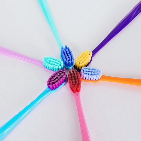 Набор зубных щеток Revyline SM 5000 Family Edition, 6 шт. - изображение 2