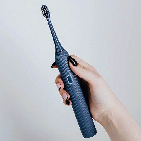 Электрическая зубная щетка Revyline RL 060 Голубая - изображение 9